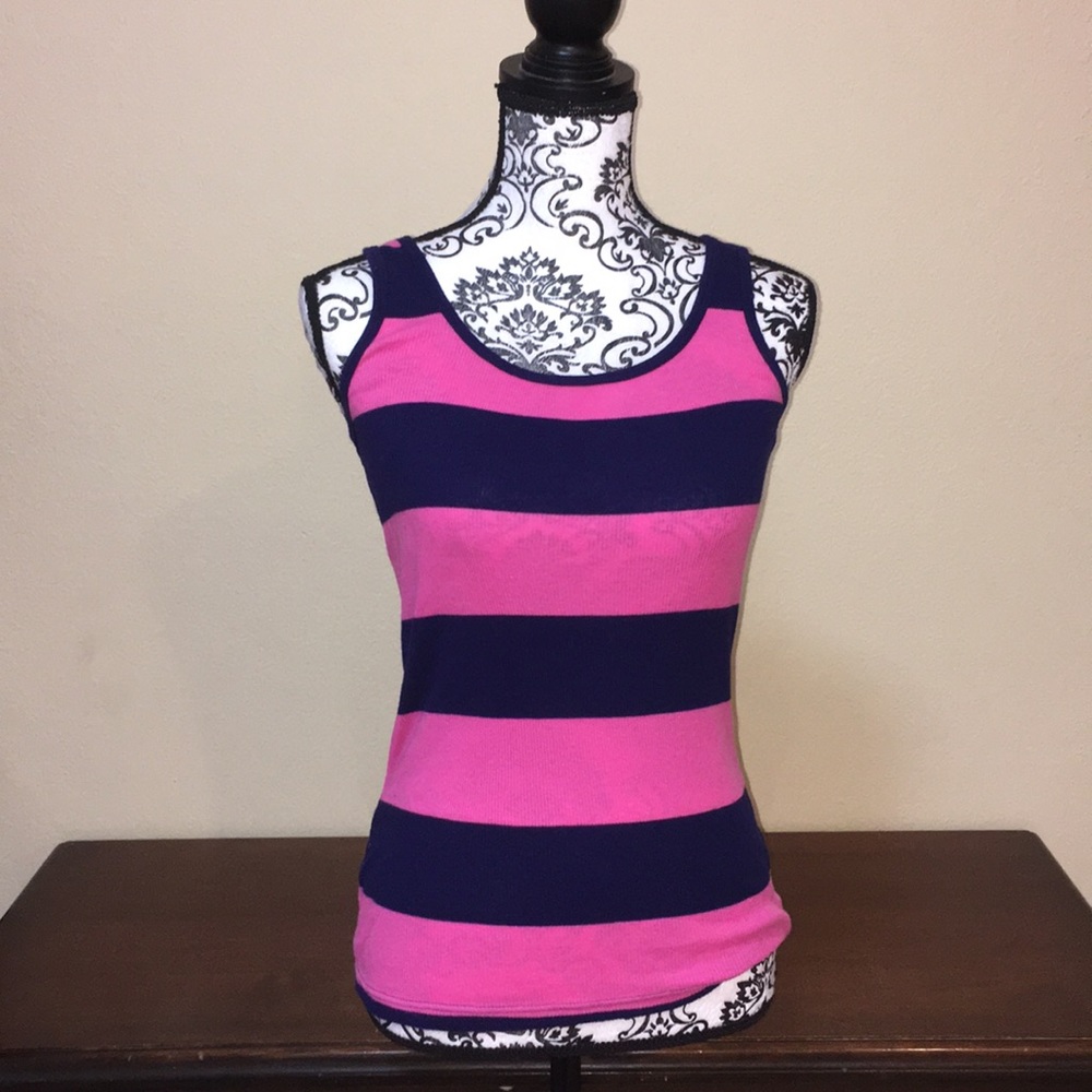 Old Navy Stripped Tank. Size Medium.